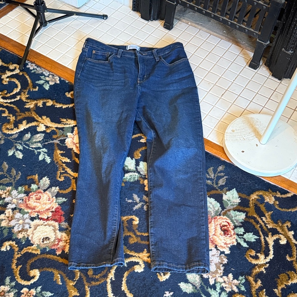 Crown & Ivy High rise Vintage Straight- worn 3x-excellent condition